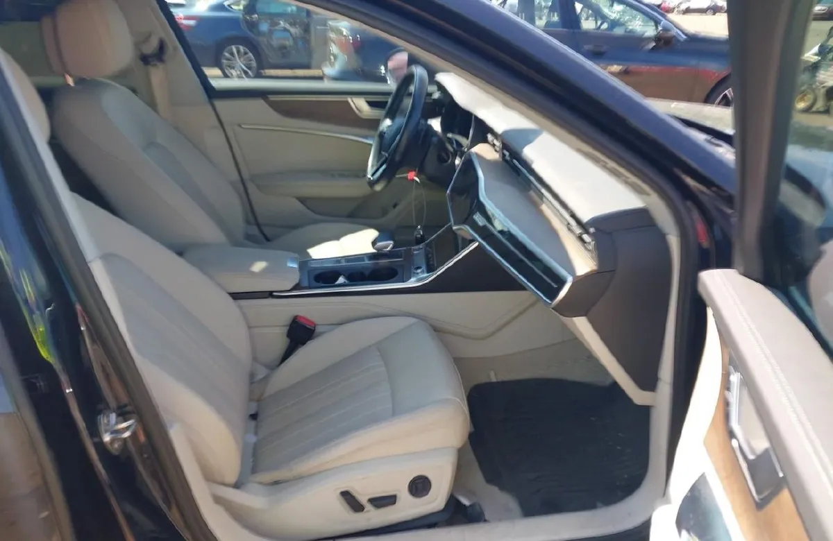 AUDI A6 PREMIUM PLUS 55 TFSI QUATTRO S TRONIC 2023