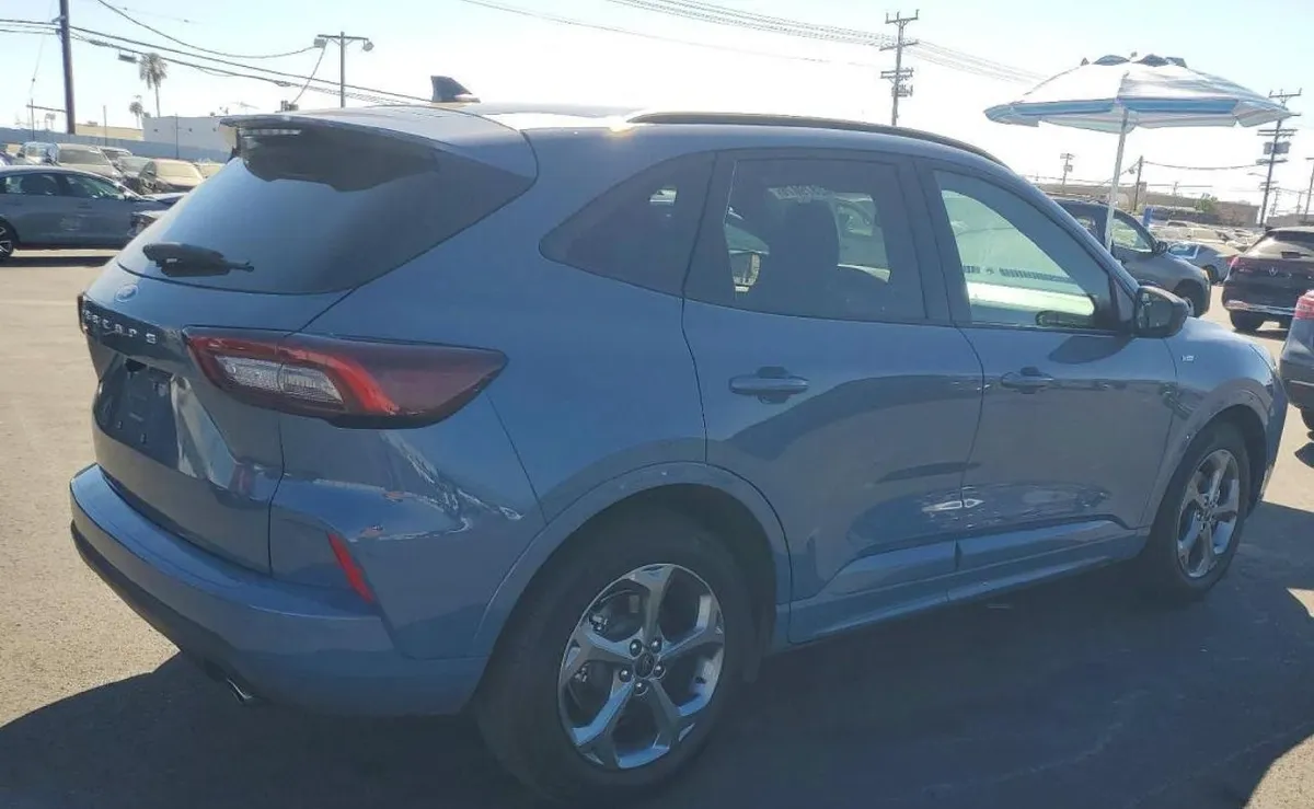 FORD ESCAPE ST LINE 2024