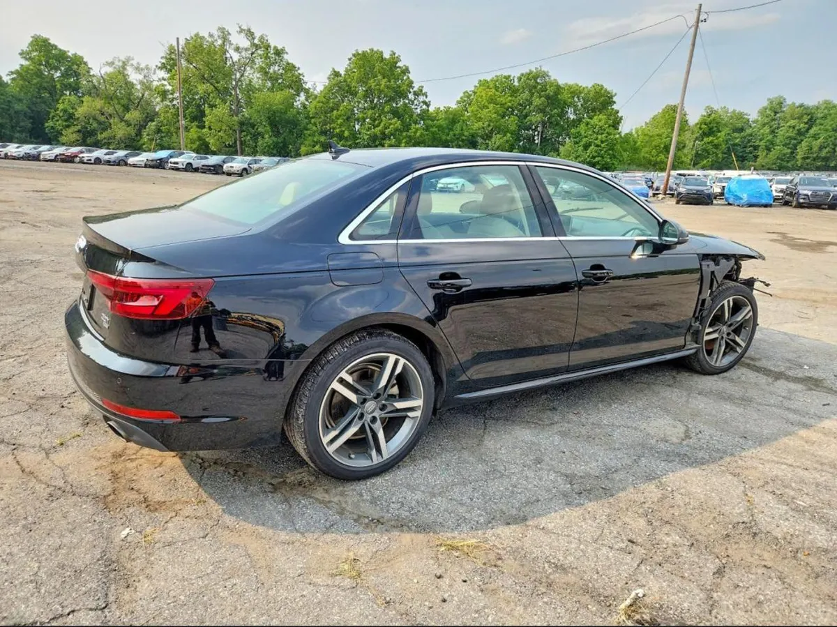 AUDI A4 PREMIUM PLUS 2017