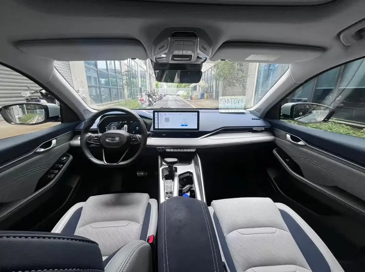 GEELY PREFACE PREMIUM 2023