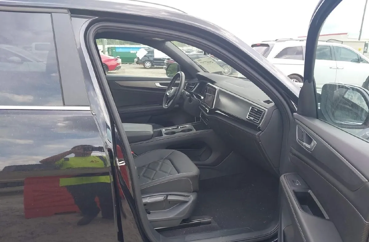 VOLKSWAGEN ATLAS CROSS SPORT 2.0T SE 2024