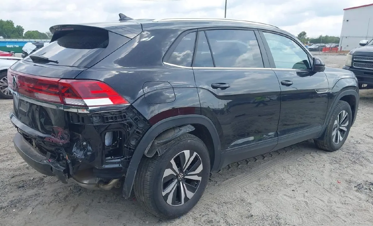 VOLKSWAGEN ATLAS CROSS SPORT 2.0T SE 2024