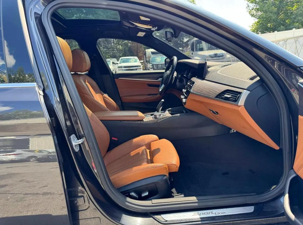 BMW 5 SERIES 5-SERIES 530XI 2017