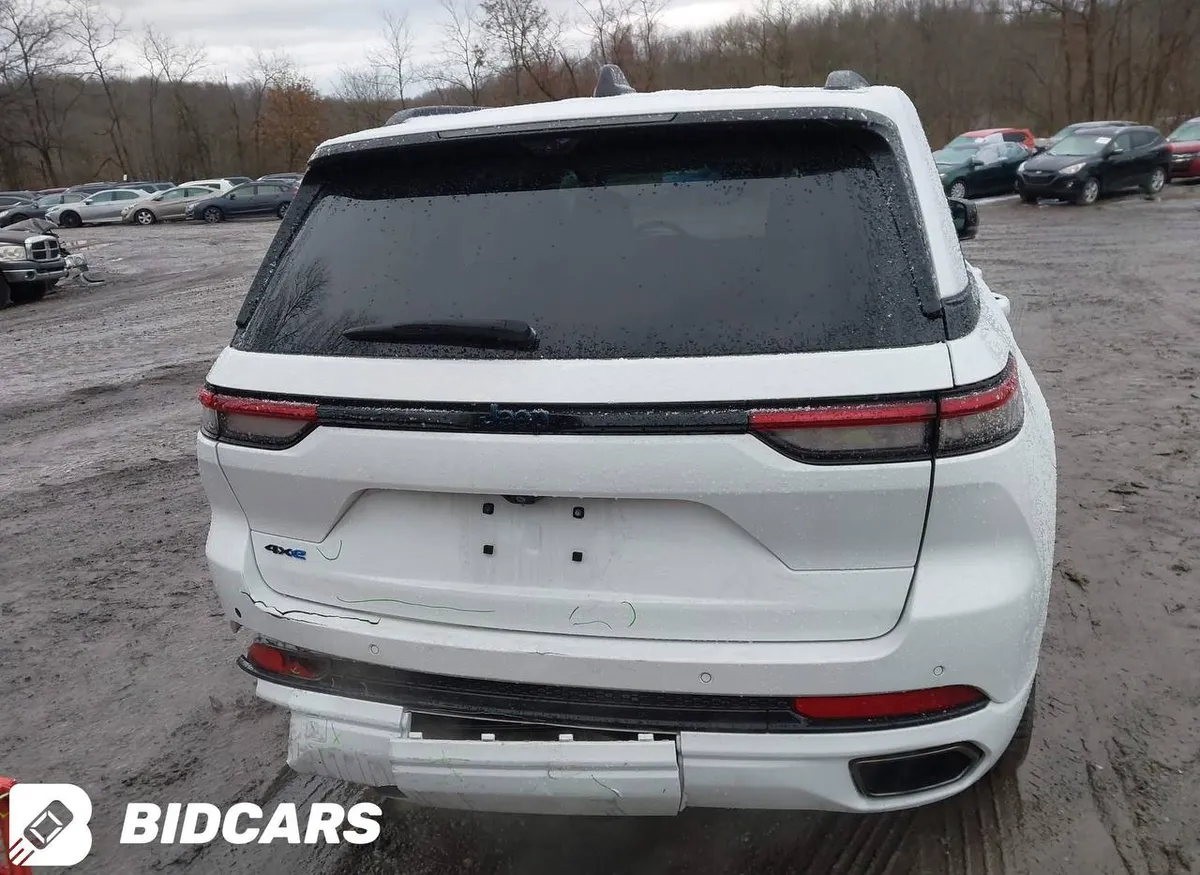 JEEP GRAND CHEROKEE ANNIVERSARY EDITION 2023
