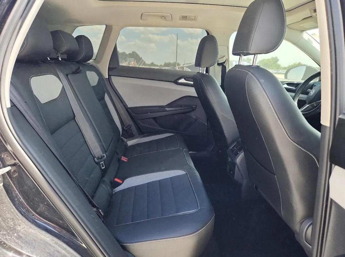 VOLKSWAGEN TAOS SEL 2022