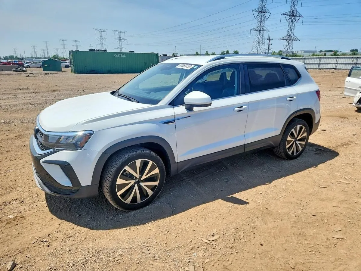 VOLKSWAGEN TAOS SE 2024