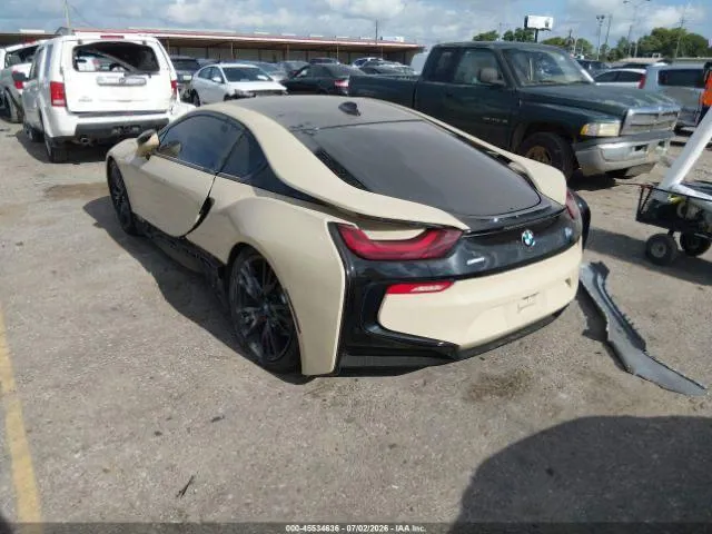 BMW I8 2015