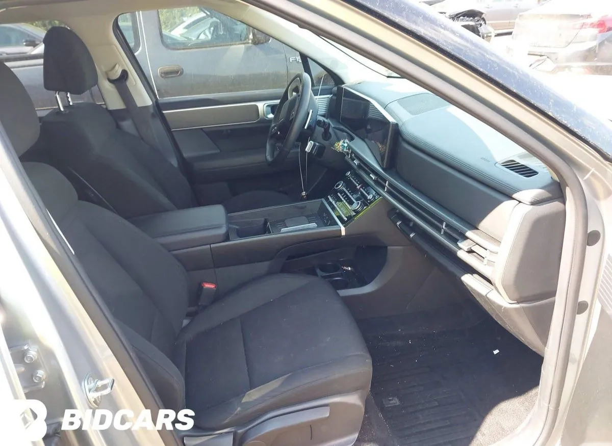 HYUNDAI SANTA FE SE 2024