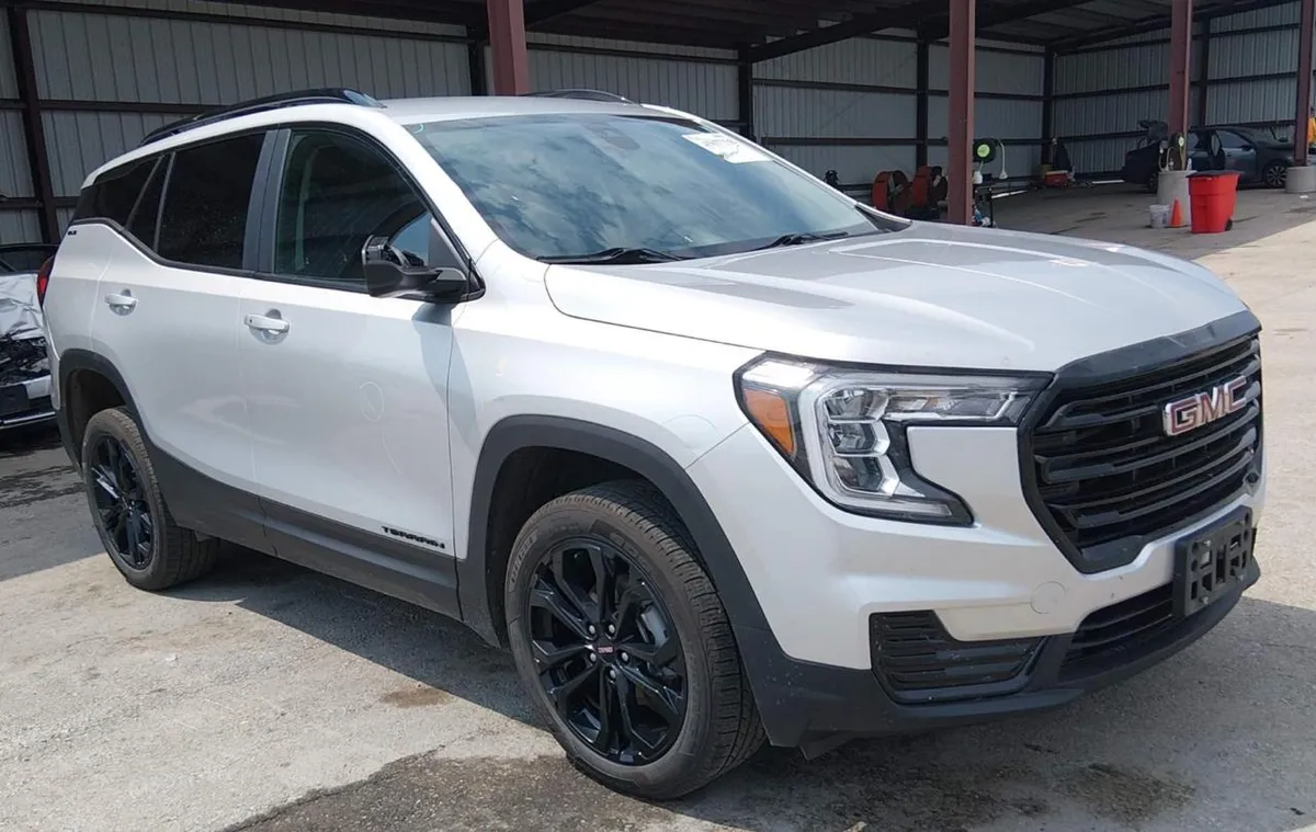 GMC TERRAIN AWD SLE 2022