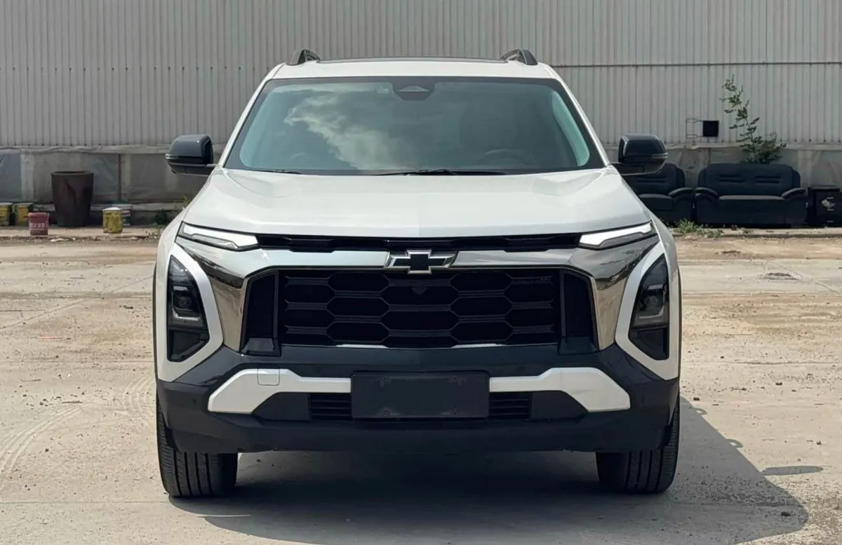 CHEVROLET EQUINOX PLUS 2025