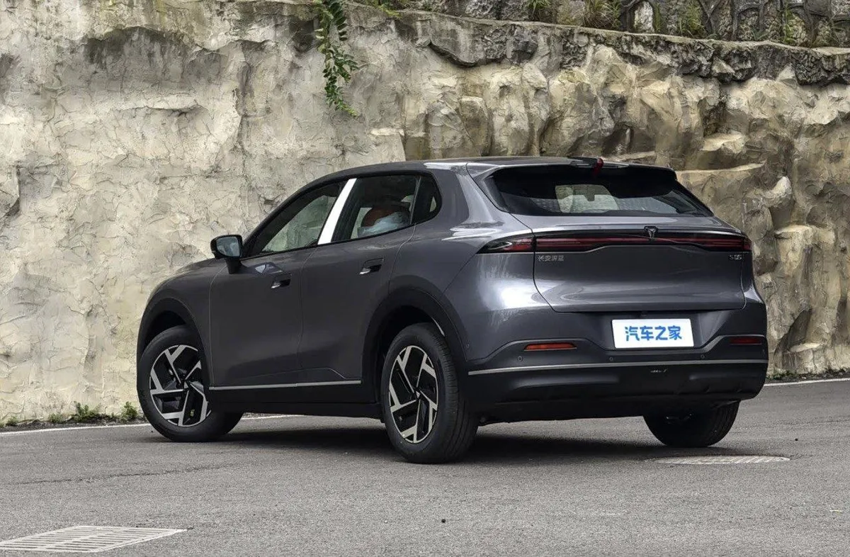 CHANGAN DEEPAL S05 2027