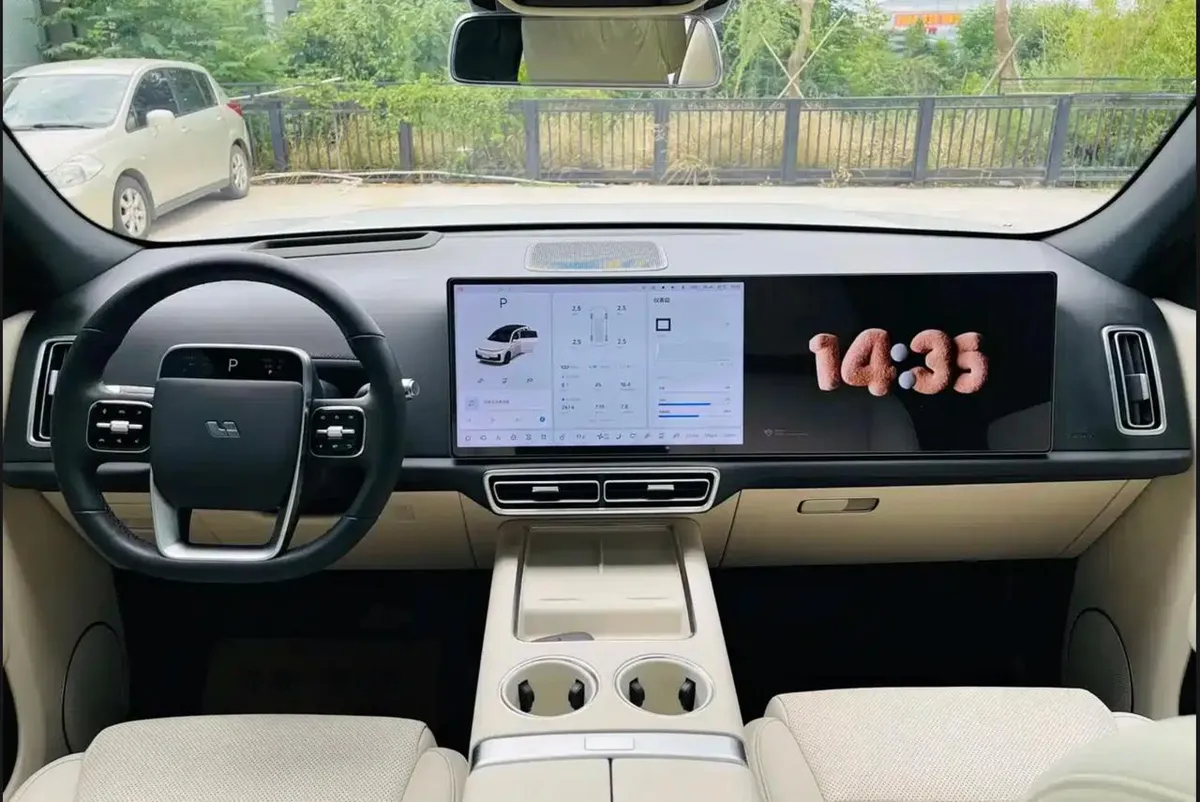 LI AUTO L7 2023