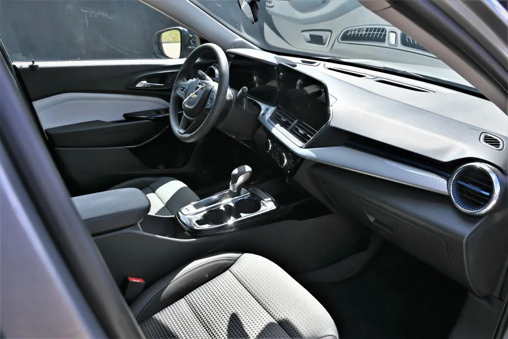 CHEVROLET TRAX LT 2026