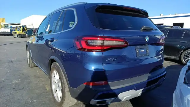 BMW X5 SPORTS ACTIVITY VEHICLE 2023