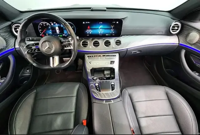 MERCEDES-BENZ W213 4MATIC AMG 2022