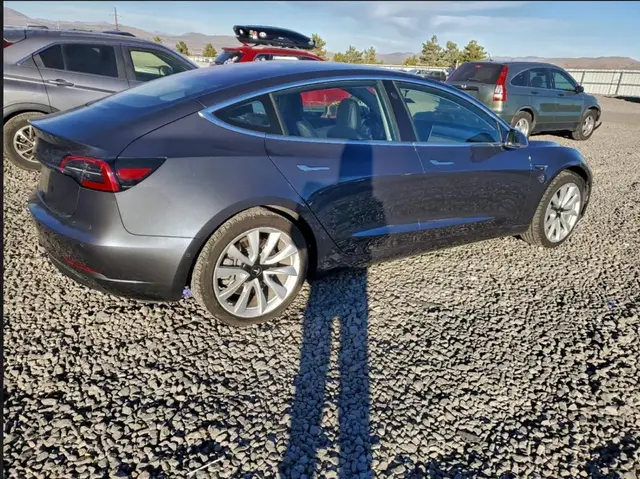 TESLA MODEL 3 2018