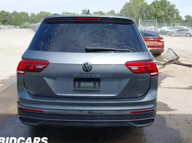 VOLKSWAGEN TIGUAN 2023