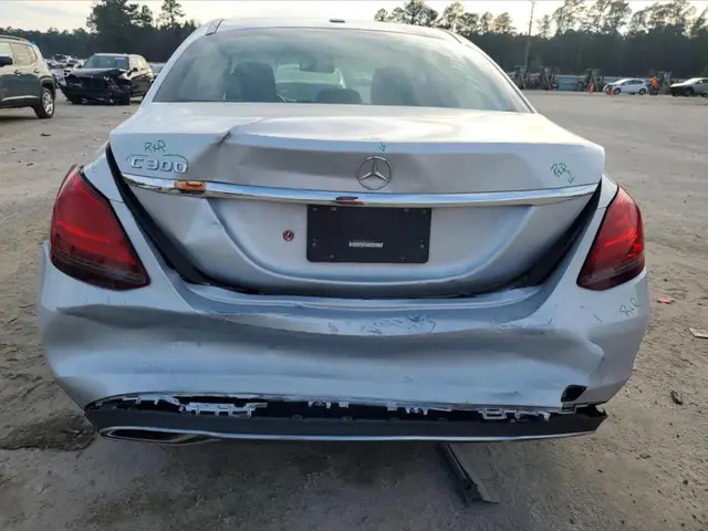 MERCEDES-BENZ C-CLASS C 300 2021