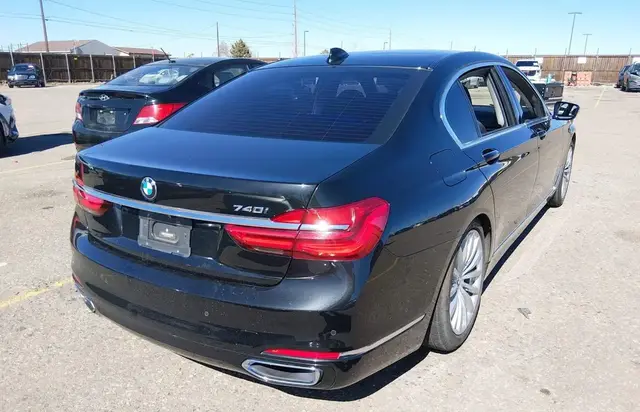 BMW 7 SERIES 2017