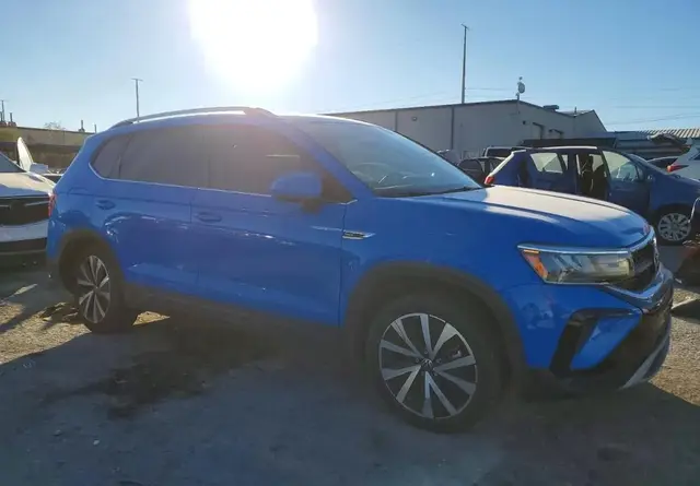 VOLKSWAGEN TAOS 2022