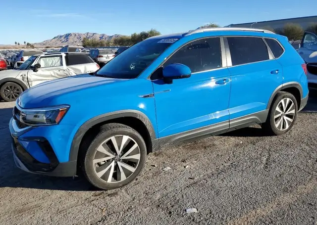 VOLKSWAGEN TAOS 2022
