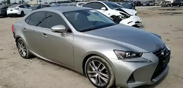 LEXUS IS 300 BASE 2018