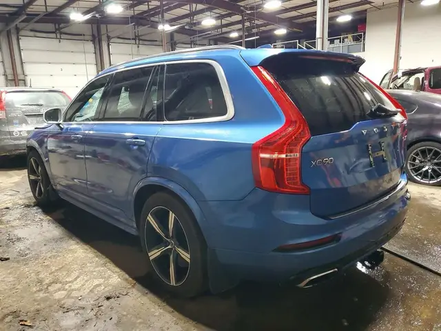 VOLVO XC90 2019
