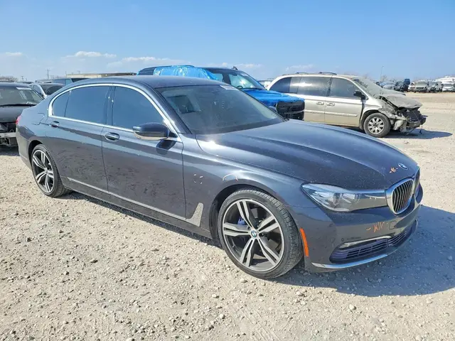 BMW 740 I 2016