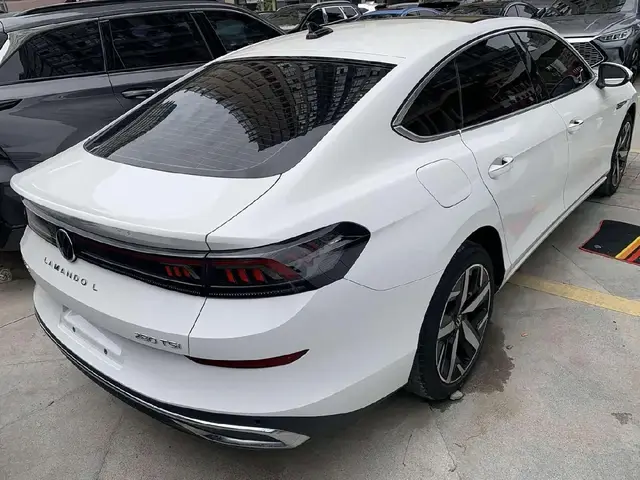 VOLKSWAGEN LAMANDO L 280TSI DSG 2023