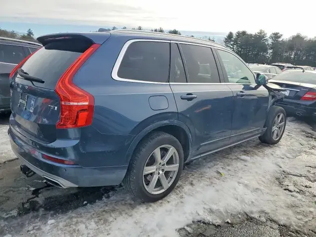 VOLVO XC90 T5 MOMENTUM 2021