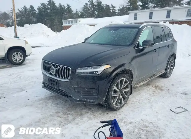 VOLVO XC90 2022