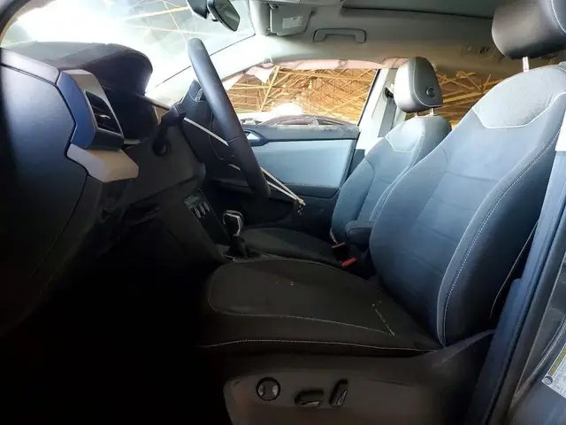 VOLKSWAGEN TAOS 2023