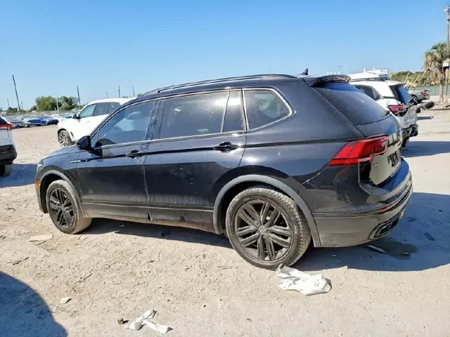 VOLKSWAGEN TIGUAN SE R-LINE BLACK 2022