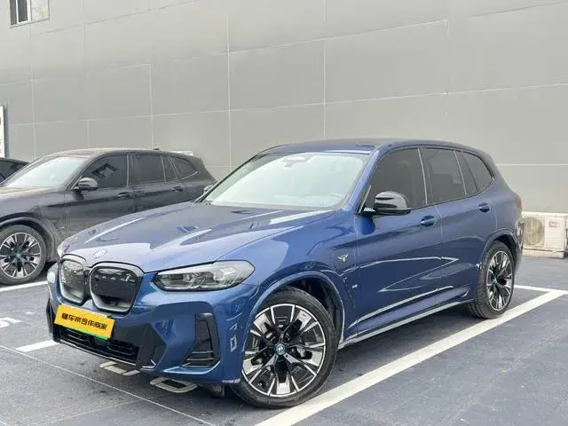 BMW IX3 2022