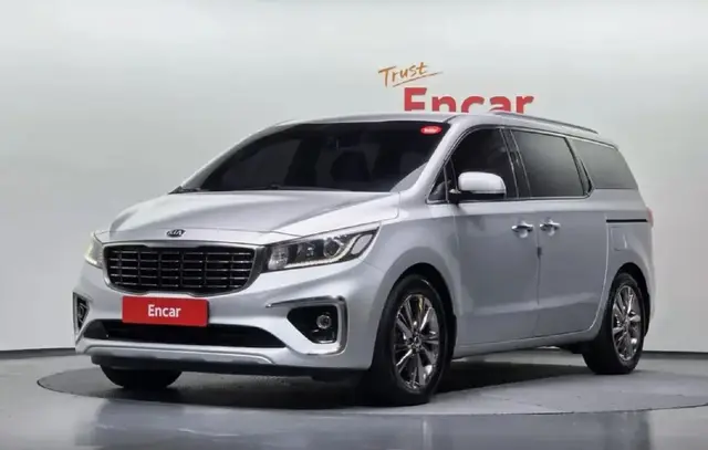KIA CARNIVAL 2018
