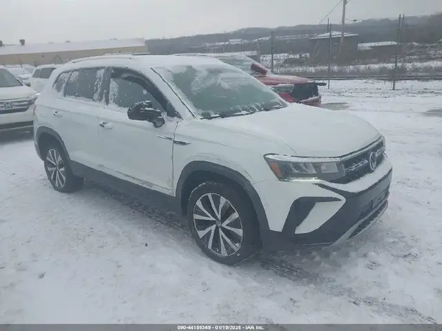 VOLKSWAGEN TAOS 2022