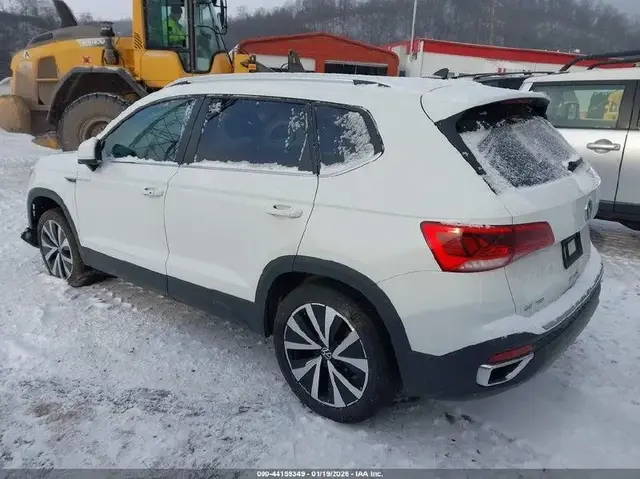 VOLKSWAGEN TAOS 2022