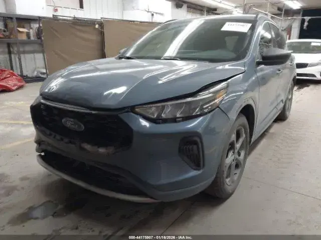 FORD ESCAPE ST-LINE 2023