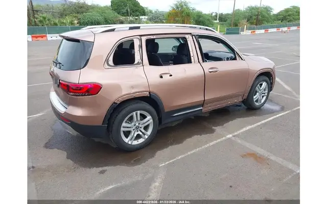 MERCEDES-BENZ GLB 250 2022