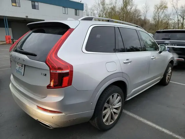 VOLVO XC90 2019