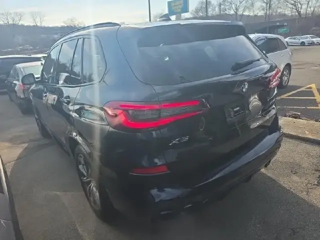 BMW X5 SPORTS ACTIVITY VEHICLE 2022