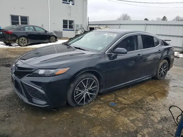 TOYOTA CAMRY 2022