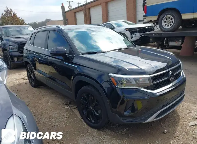 VOLKSWAGEN TAOS 2022