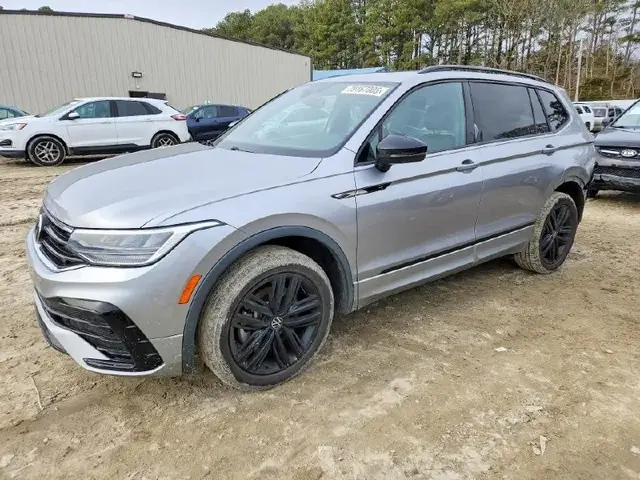 VOLKSWAGEN TIGUAN SE R-LINE BLACK 2022