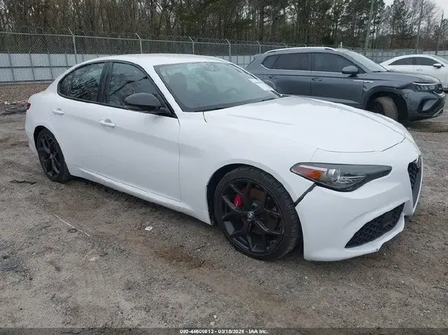 ALFA ROMEO GIULIA SPORT RWD 2020