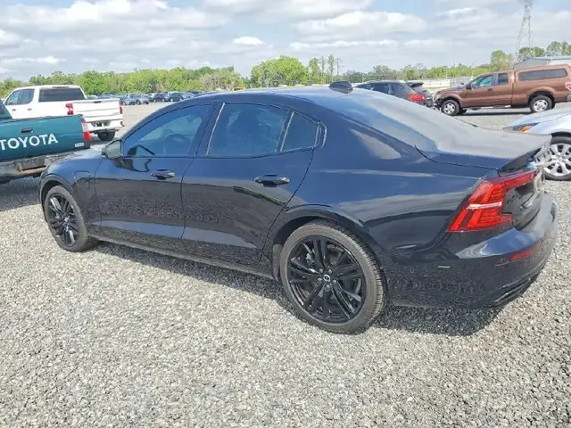 VOLVO S60 2022