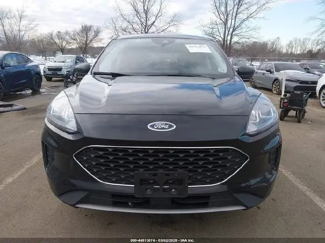 FORD ESCAPE SE 2022