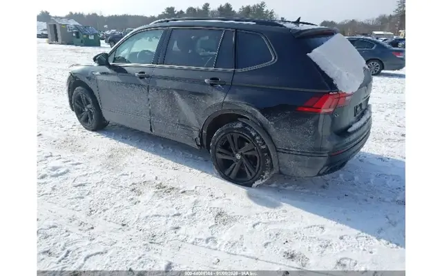 VOLKSWAGEN TIGUAN 2024