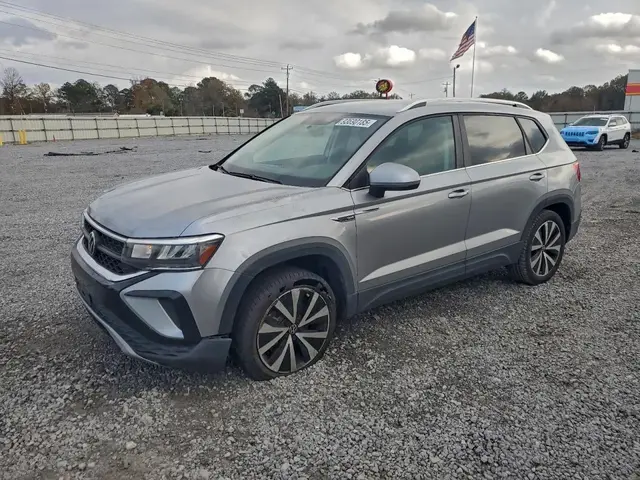 VOLKSWAGEN TAOS SE 2022