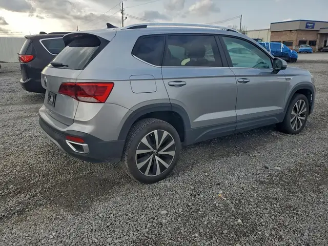 VOLKSWAGEN TAOS SE 2022